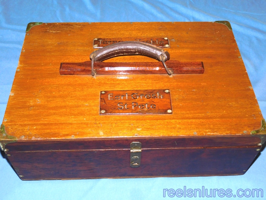 Vintage Liberty Metal Fishing Tackle Box & Contents Full of Lures,Spoons,Reels  +