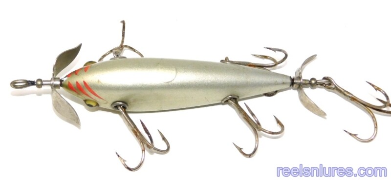 pflueger monarch minnow